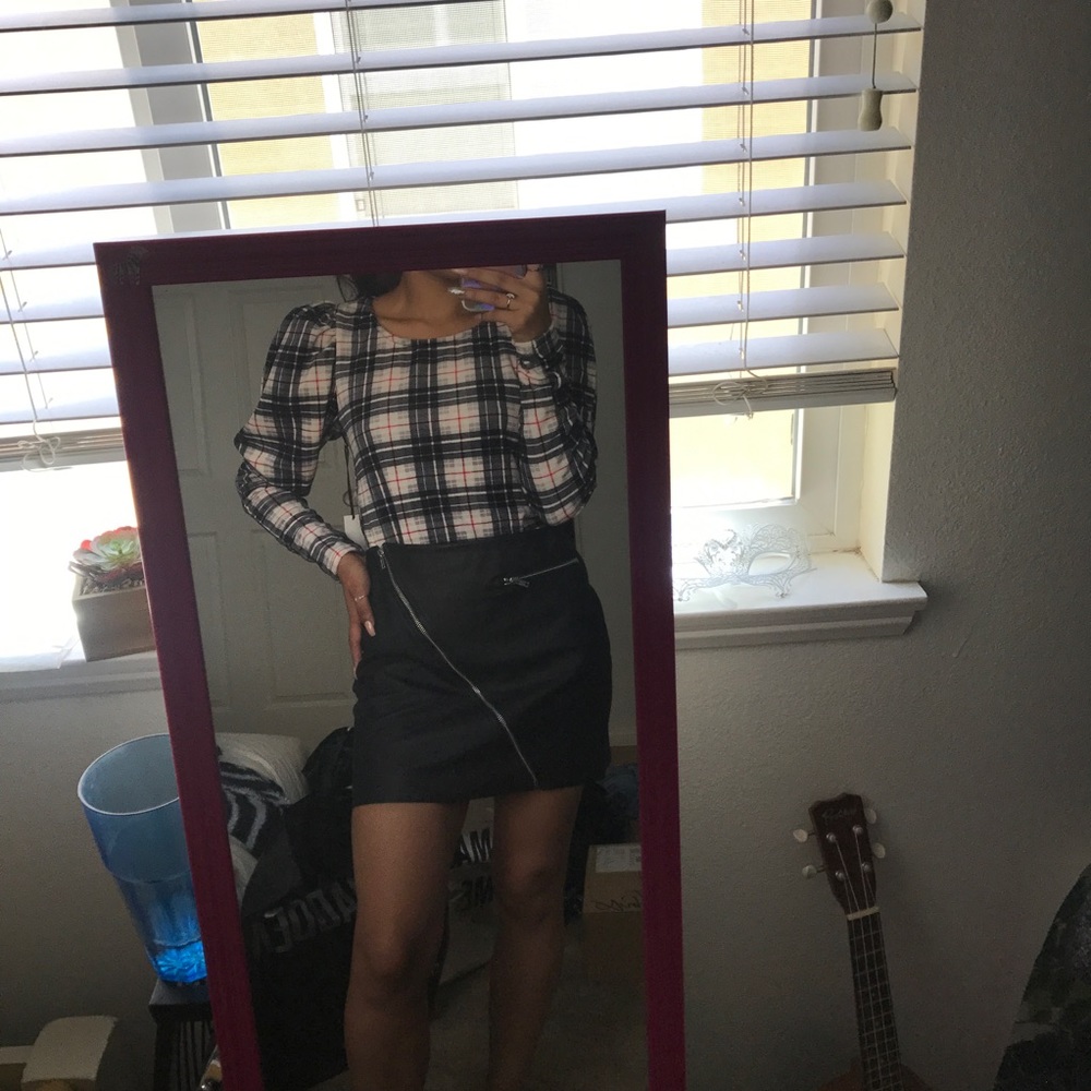 Plaid Long Sleeve Top